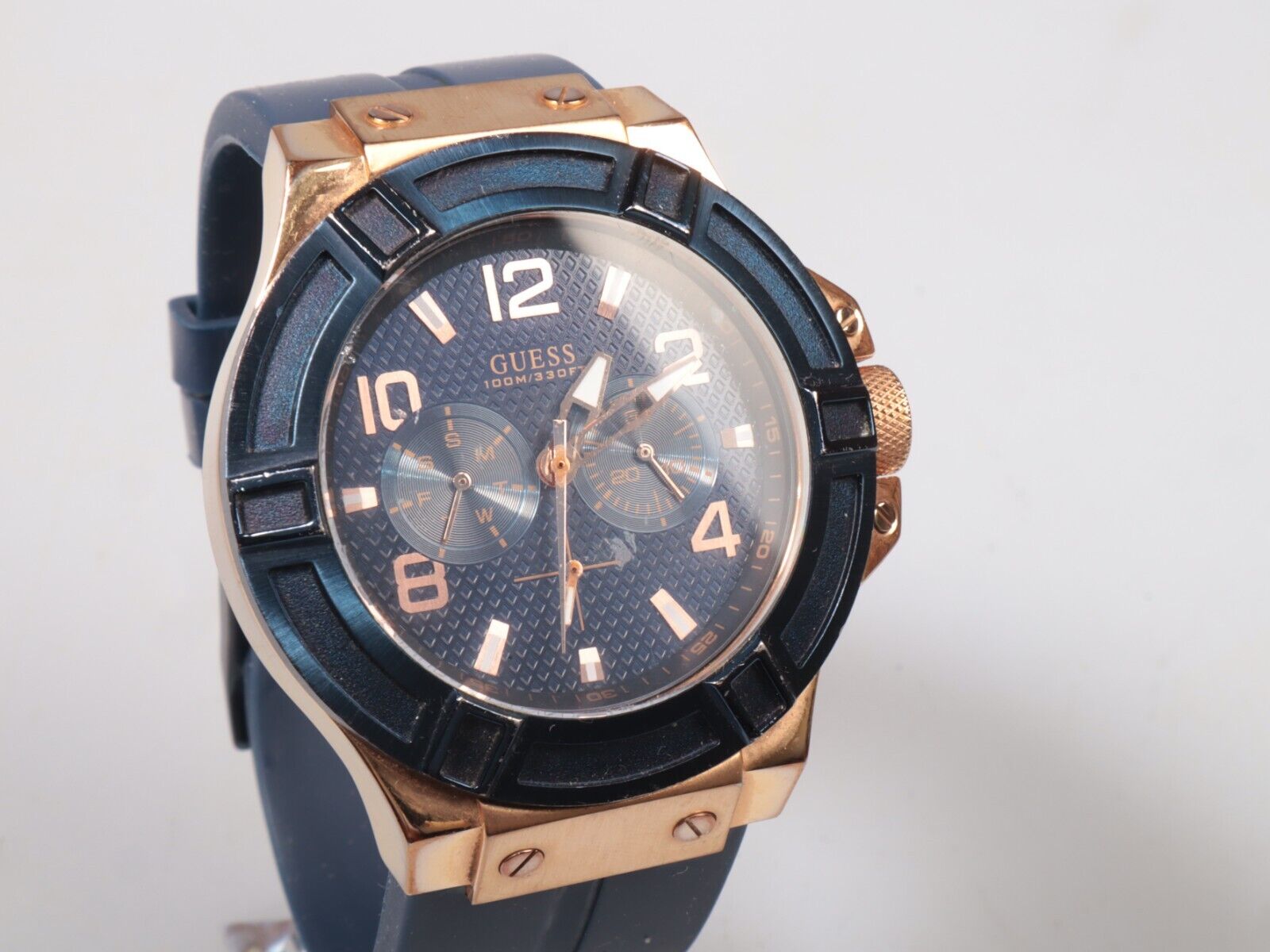 Guess W0247G3 | Men's Watch | Quartz | 45 mm | Blue - Daily Timepieces