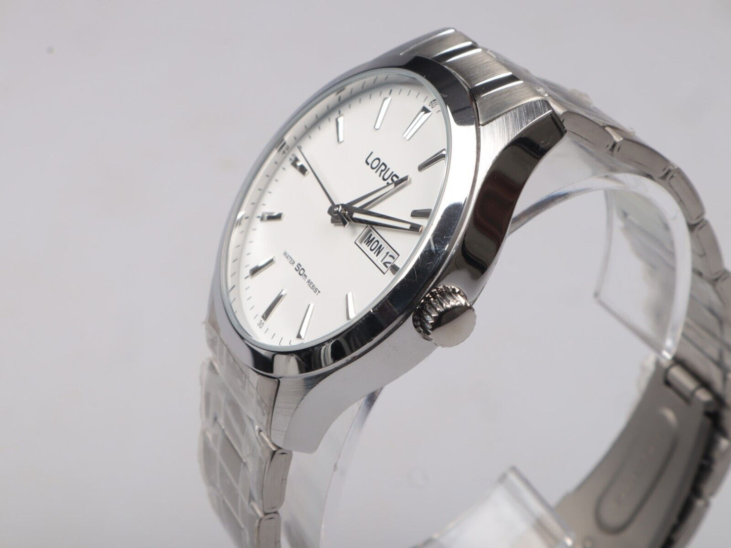 Lorus RXN25DX9 | Men's Watch | Quartz | 40 mm | Silver - Daily Timepieces