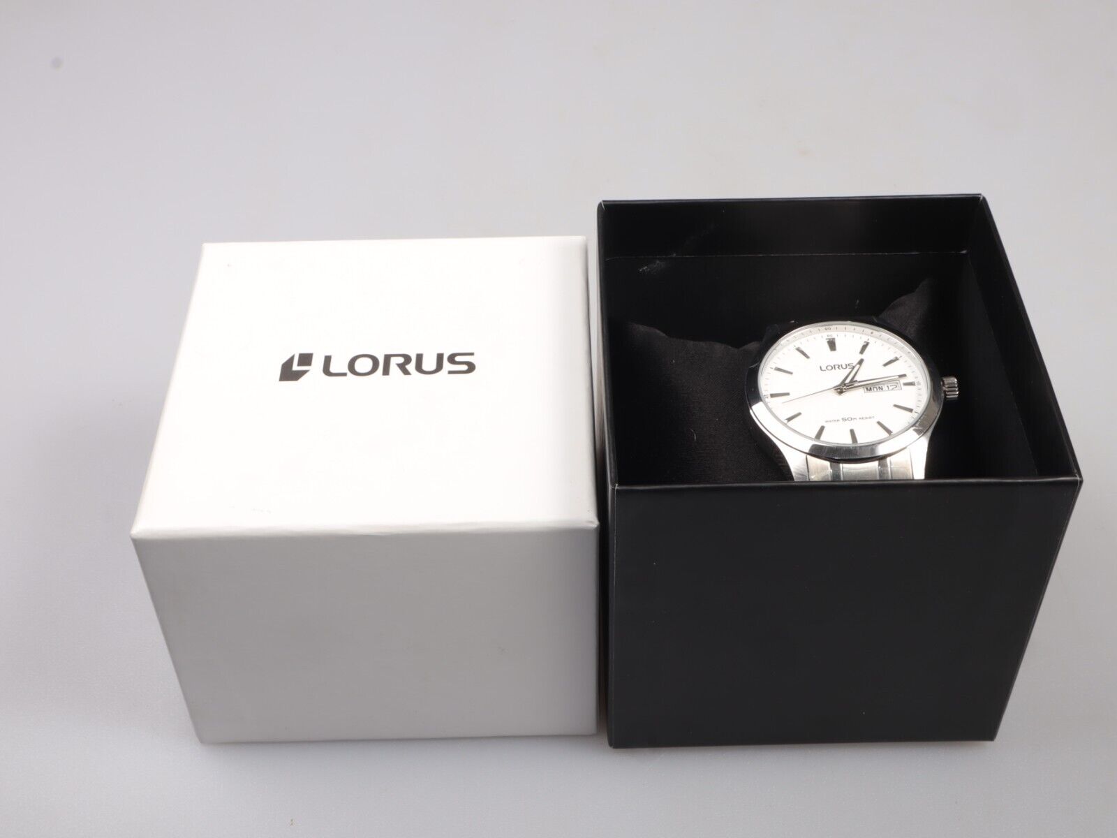 Lorus RXN25DX9 | Men's Watch | Quartz | 40 mm | Silver - Daily Timepieces