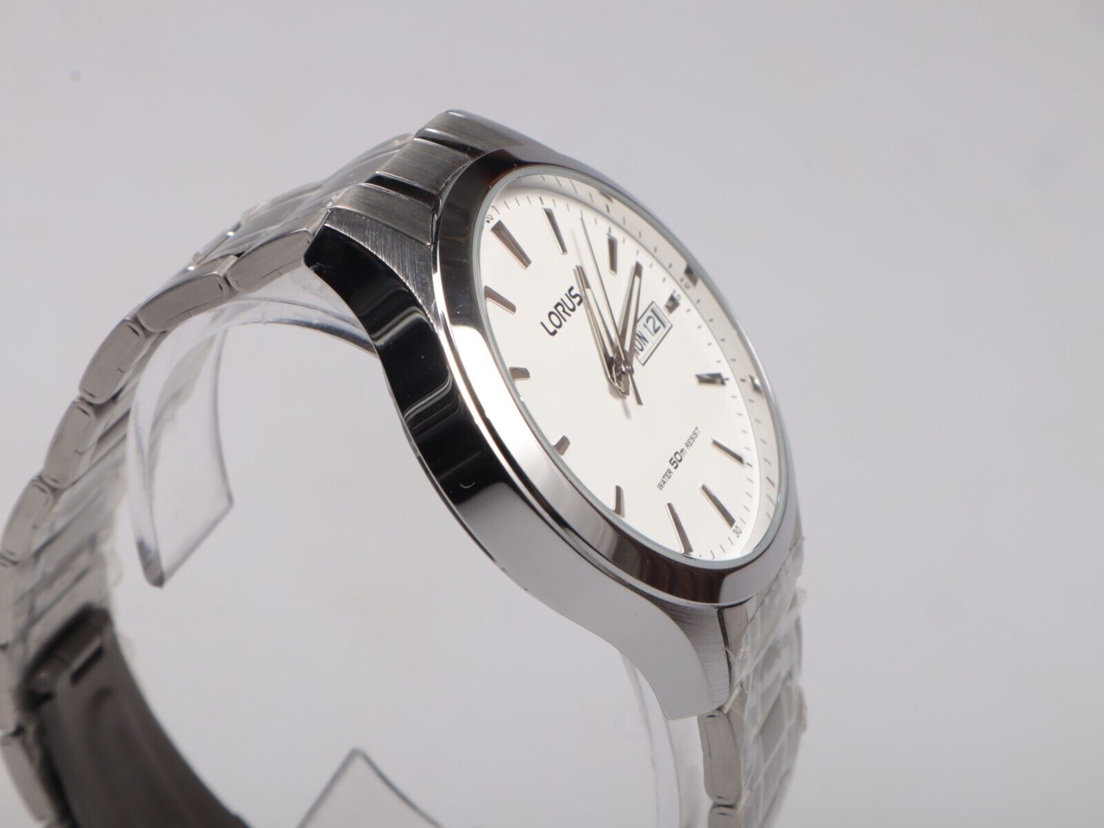 Lorus RXN25DX9 | Men's Watch | Quartz | 40 mm | Silver - Daily Timepieces