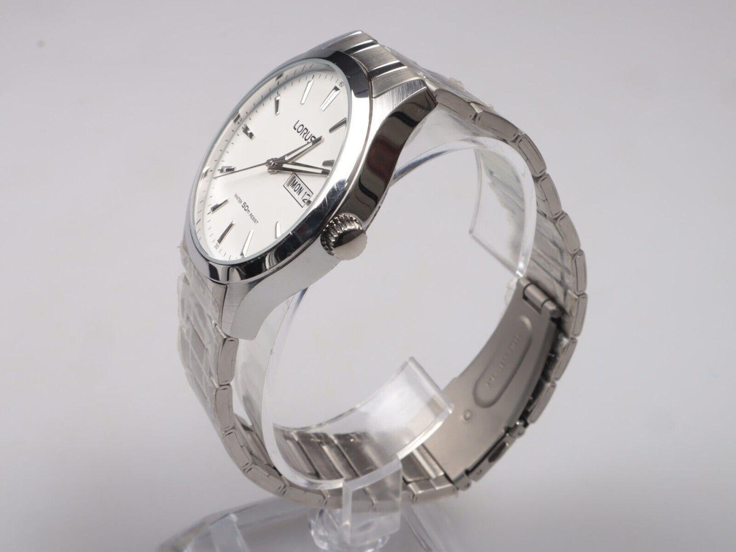 Lorus RXN25DX9 | Men's Watch | Quartz | 40 mm | Silver - Daily Timepieces